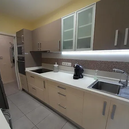 Sun & Sea Apartment *